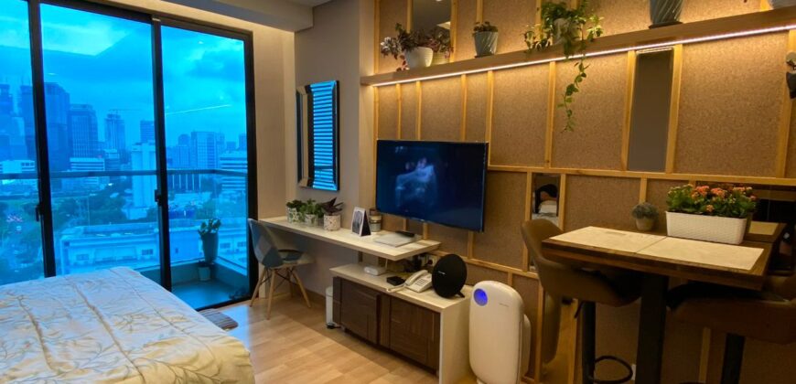 Capitol Suites Studio 1BR